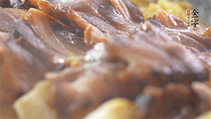 大火蒸至15分鐘即可。